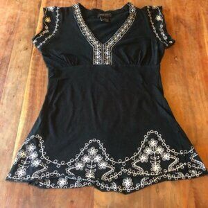 BCBGMaxAzria Blouse Black and White Embellished Cap Sleeve